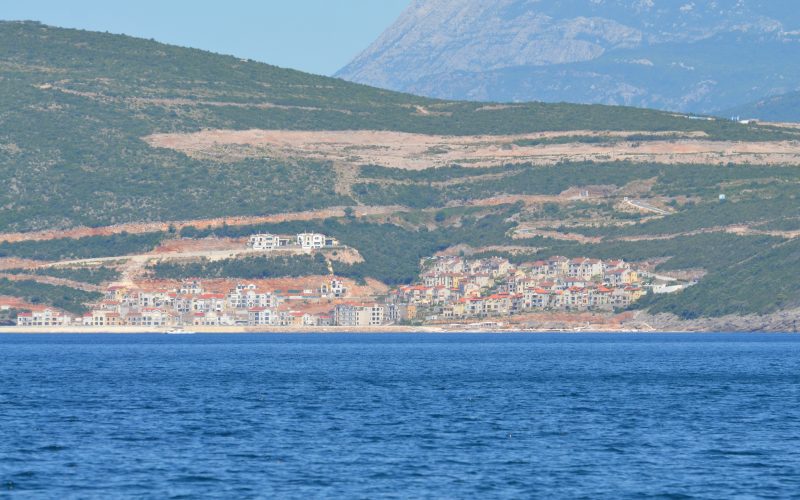 alquiler-barcos-veleros-vacaciones-navegar-Montenegro-Kotor