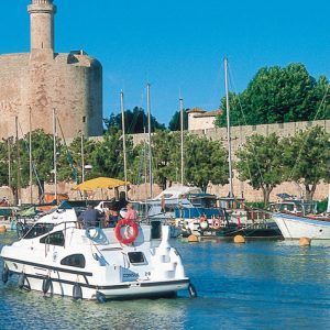 Alquiler-barcos-fluviales-turismo-fluvial-canales-rios-Belgica
