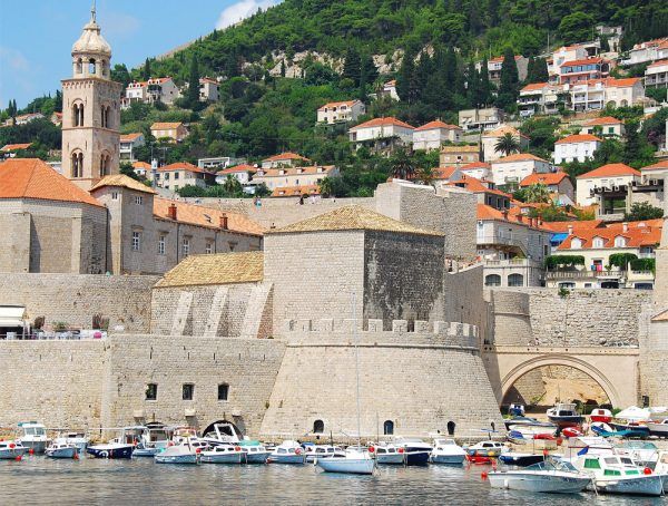 Croacia-Dubrovnik-Alquiler-Goleta-barcos-yate-motor-velero-turismo-Mediterraneo