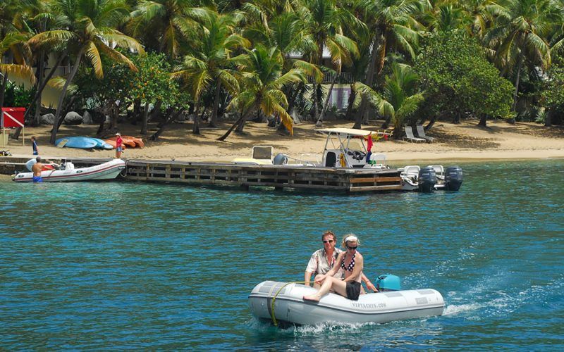 Alquiler-barco-Caribe-yate-motor-velero-catamaran-turismo-vacaciones-islas Virgenes
