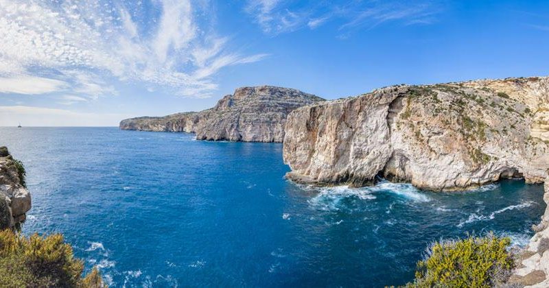 Alquiler-barcos-navegar-velero-vacaciones-Malta