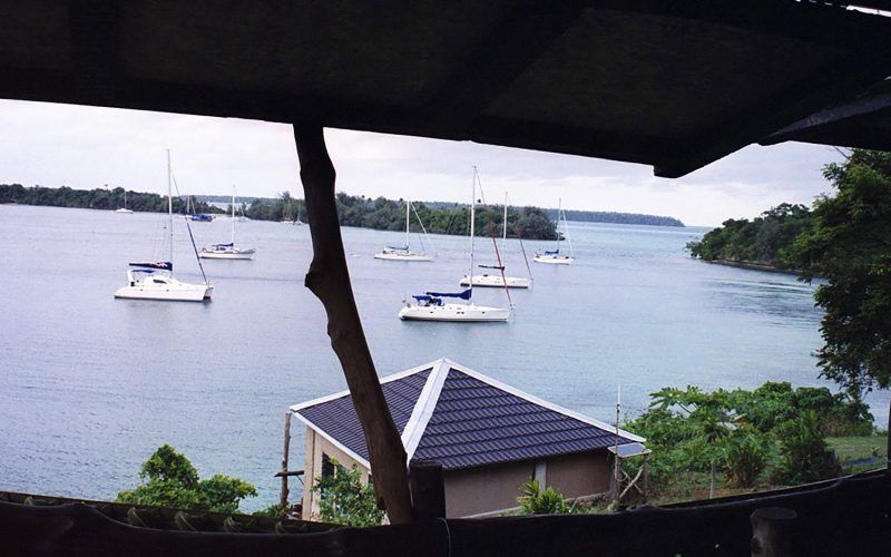 Alquiler-barcos-Tonga-Vava-u-velero-catamaran-navegar-vacaciones