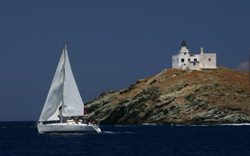 Alquiler-Grecia-barcos-yate-motor-velero-turismo-Mediterraneo-Rodas