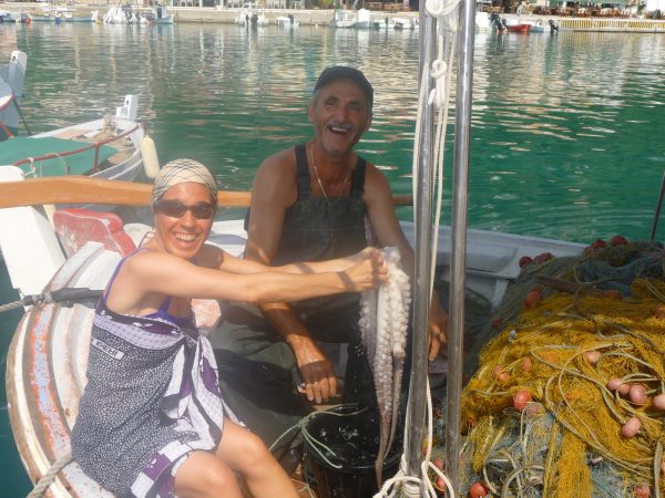 Alquiler-Grecia-barcos-yate-motor-velero-turismo-Mediterraneo