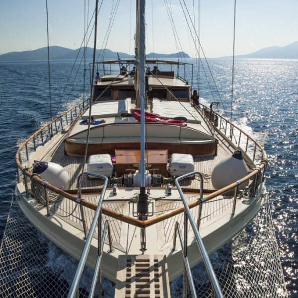 Alquiler-Goleta-Grecia-vacaciones-alquiler-de-barcos