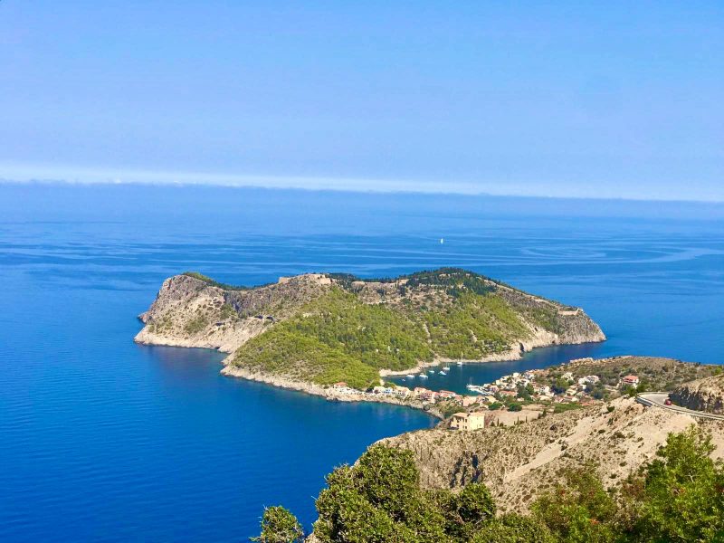 Alquiler-barcos-Veleros-Catamaran-Grecia-Corfu-vacaciones