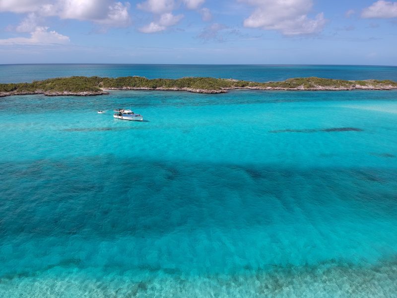 Alquiler-barco-Caribe-yate-motor-velero-catamaran-turismo-vacaciones-Bahamas