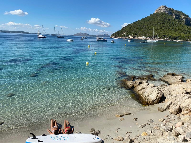 Alquiler-catamaran-Barcos-Mallorca-veleros-vacaciones-Baleares-mediterraneo