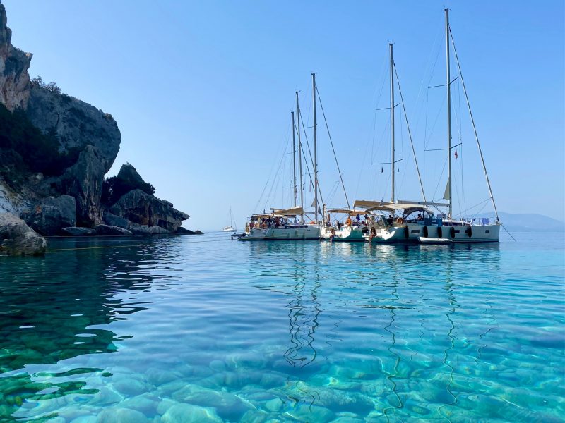 Alquiler-Grecia-barcos-yate-motor-velero-turismo-Mediterraneo