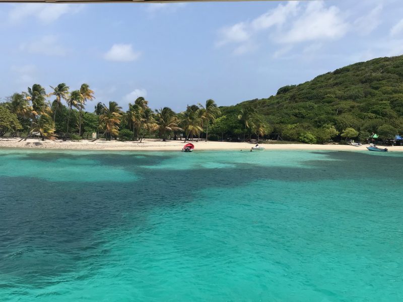 Alquiler-Barcos-veleros-vacaciones-Caribe-Martinica y las Granadinas-flotilla