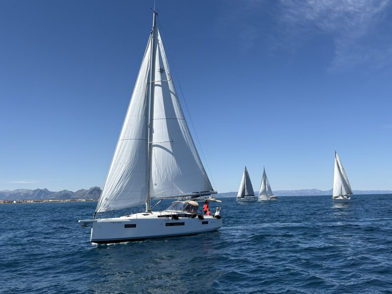 Regata-solidaria-Turkana-solidario-cirugia-goletas-solidarios