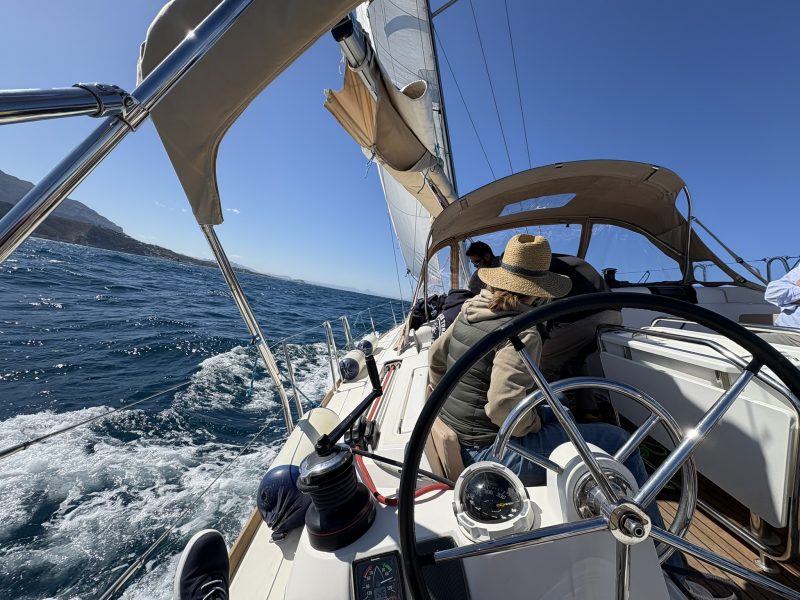 Regata-solidaria-Turkana-solidario-cirugia-goletas-solidarios